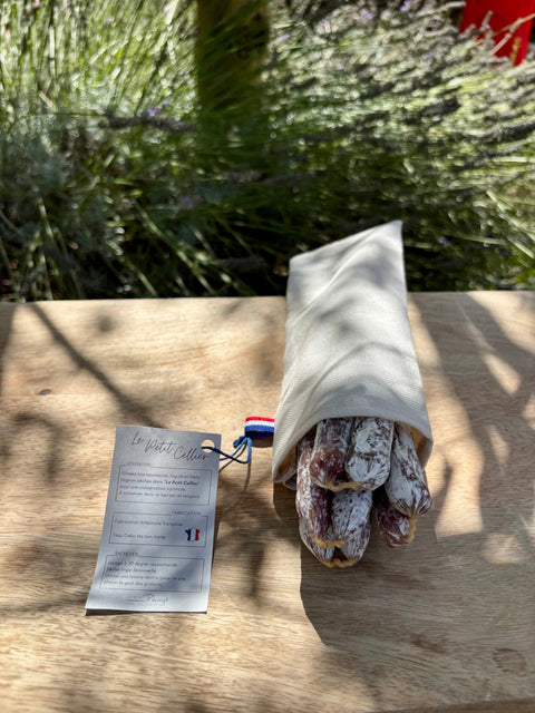 Comment conserver le saucisson entamé : méthodes, astuces et durée de conservation (2025)