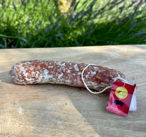 L'art ancestral du saucisson : voyage au cœur de la charcuterie française