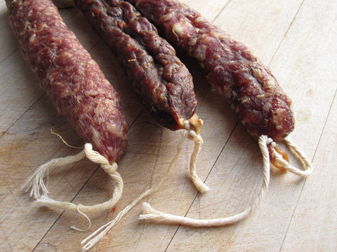 Différence entre saucisson sec et saucisse sèche : tout comprendre en 2025